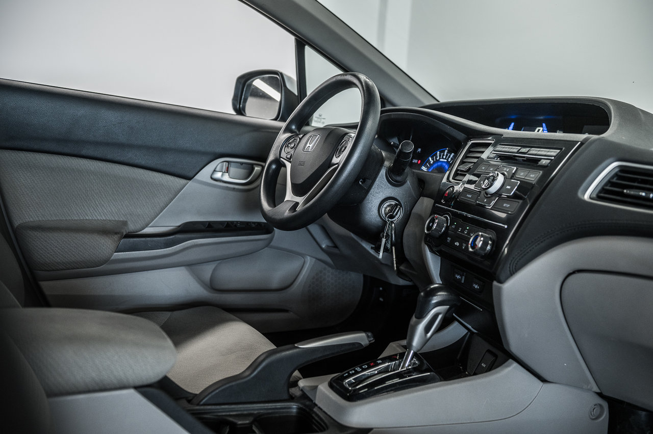 2026 Ford Bronco - Image 32