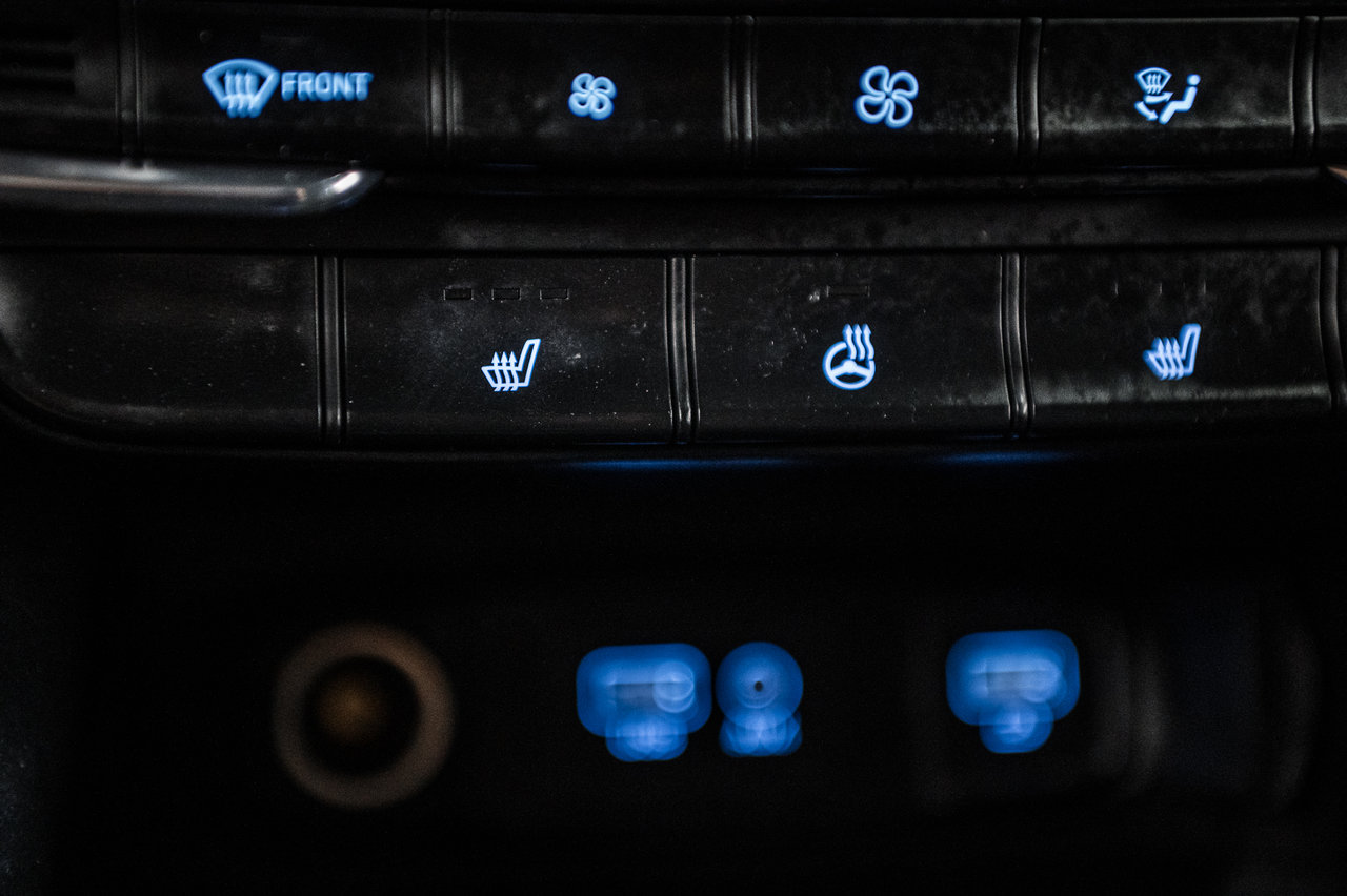 2020 Tesla Model Y - Image 29