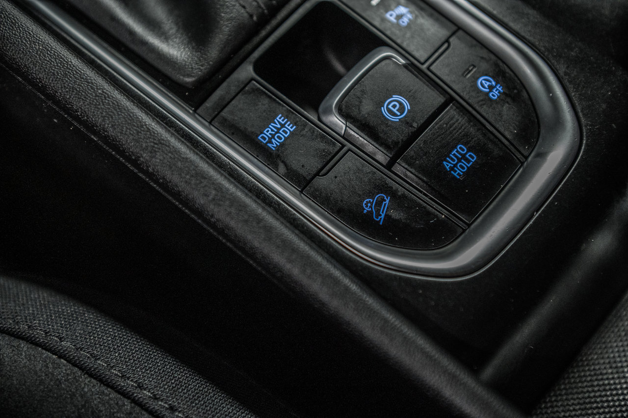 2020 Tesla Model Y - Image 31