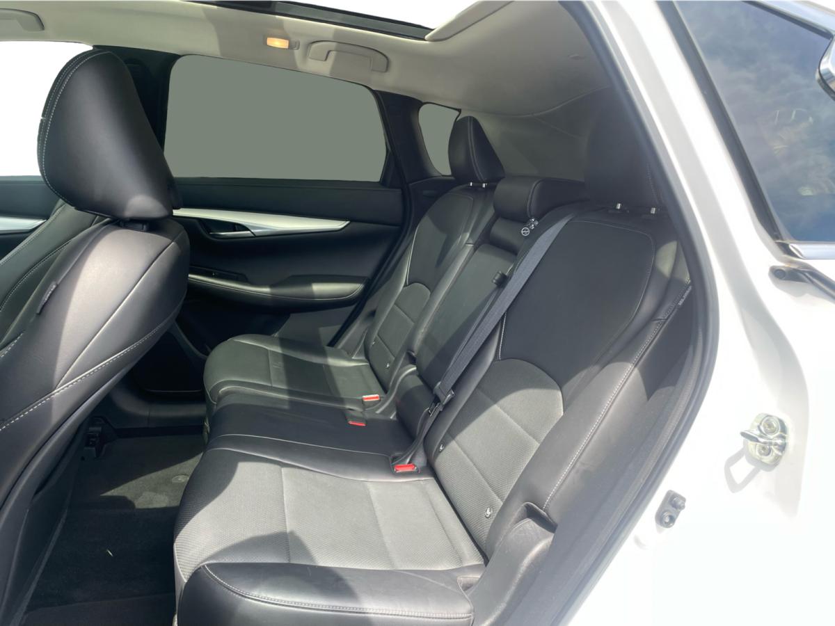 2014 Volkswagen Tiguan - Image 10