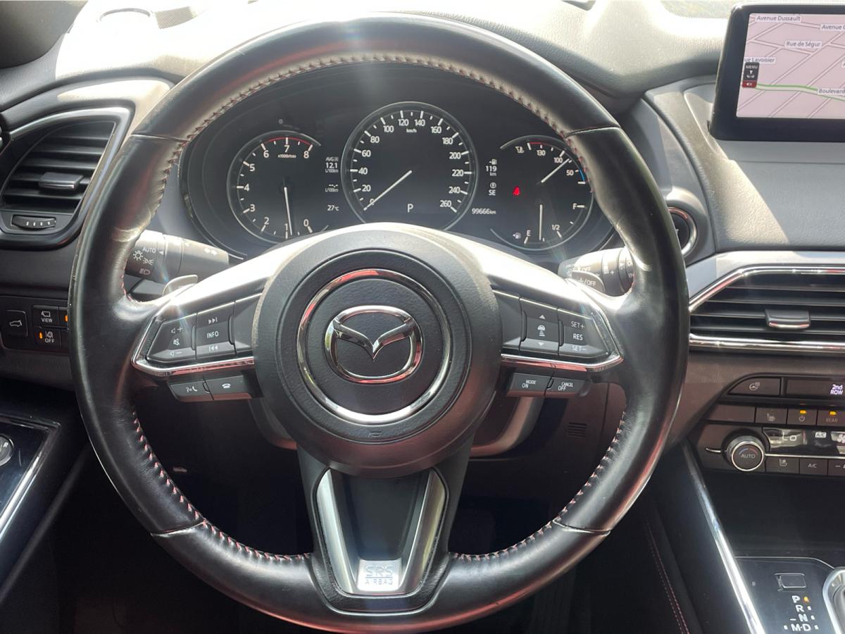 2022 Genesis GV70 - Image 10