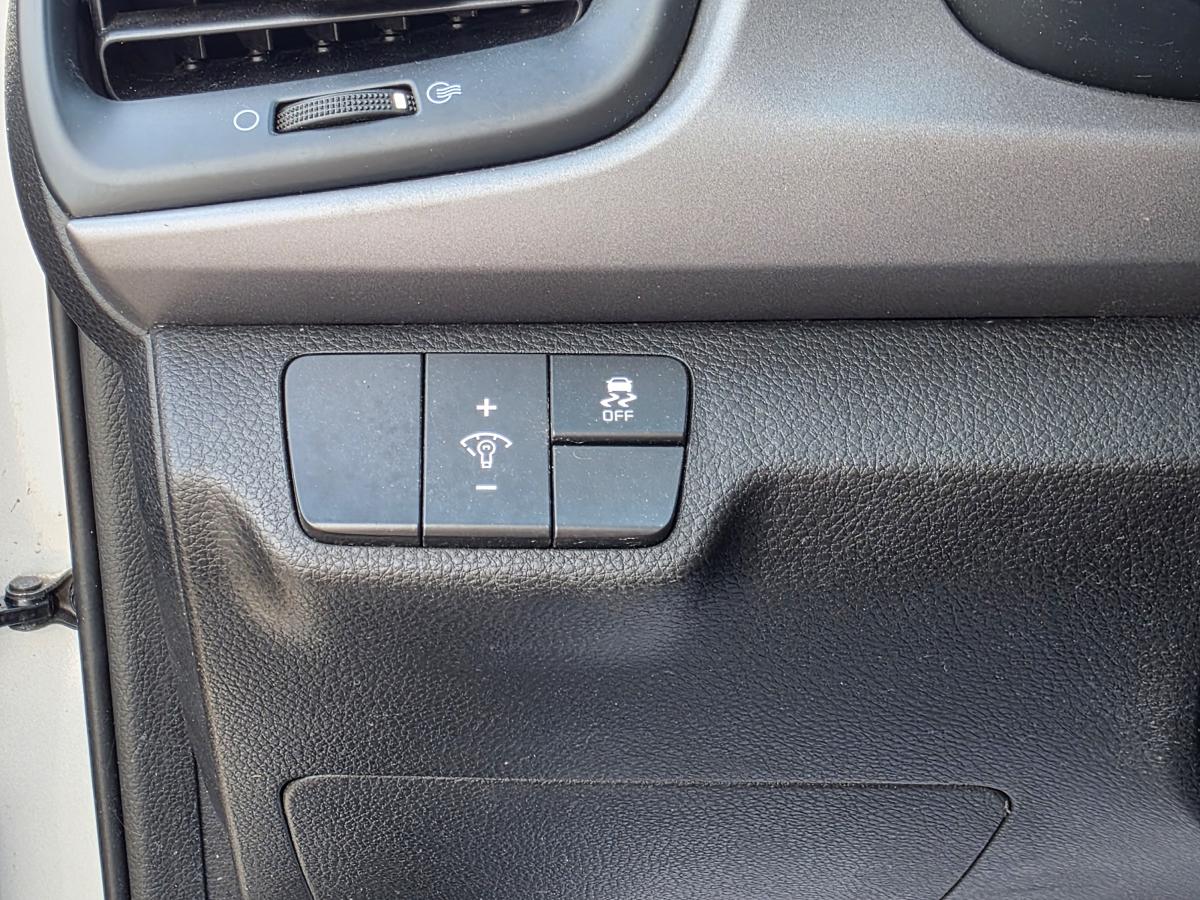 2023 Acura RDX - Image 21