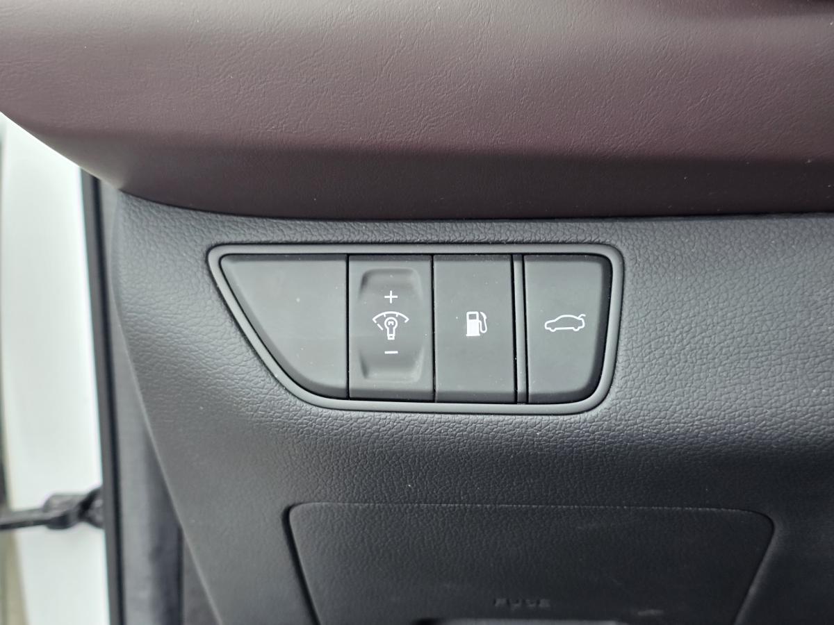 2022 Acura RDX - Image 19