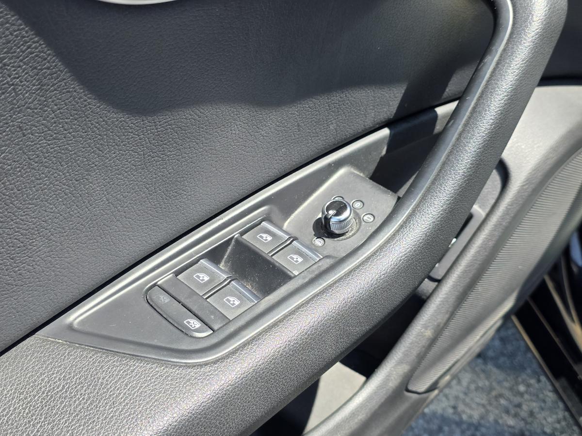 2020 Toyota Highlander - Image 20