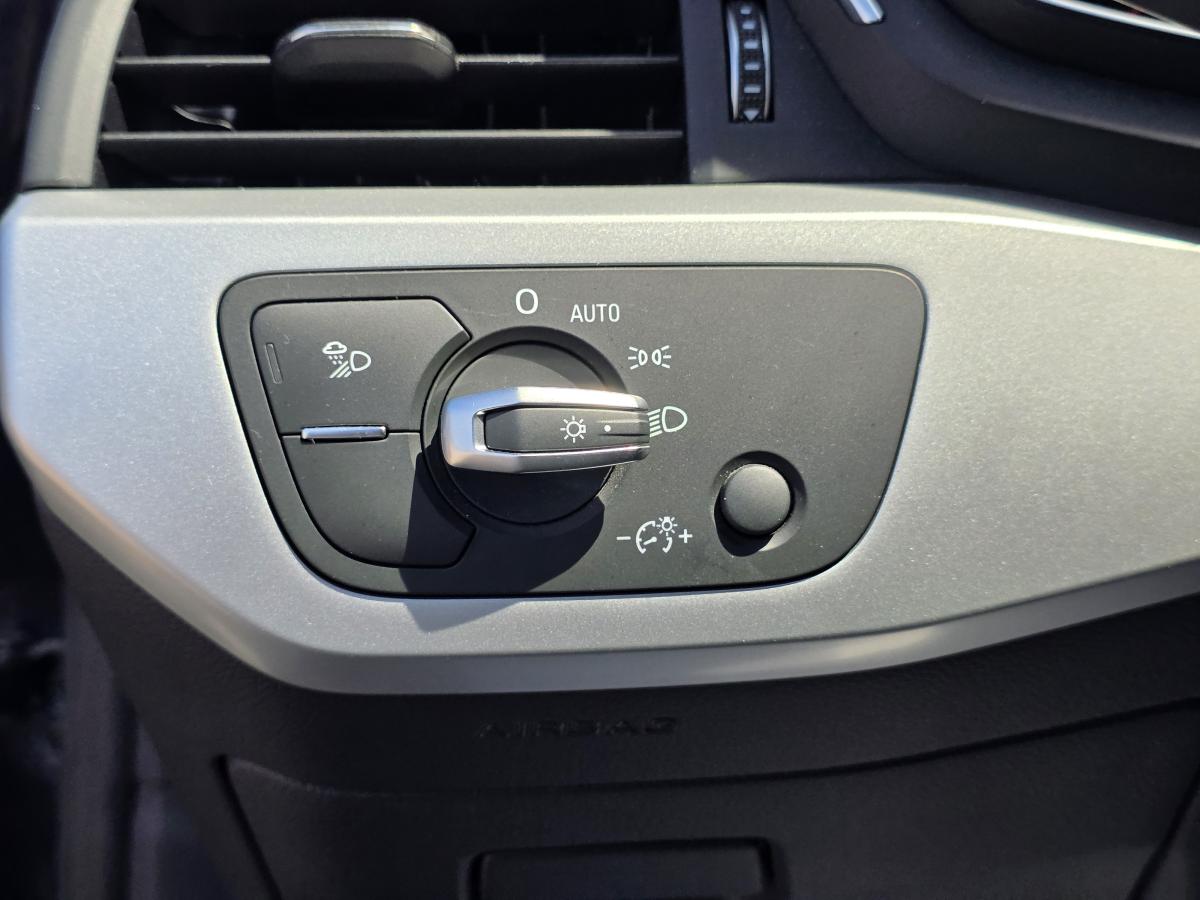 2024 Volkswagen Golf GTI - Image 20