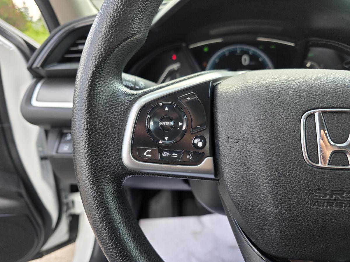 2019 Honda Civic - Image 13