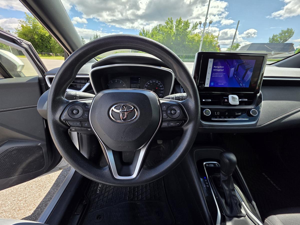 2022 Ford Edge - Image 11