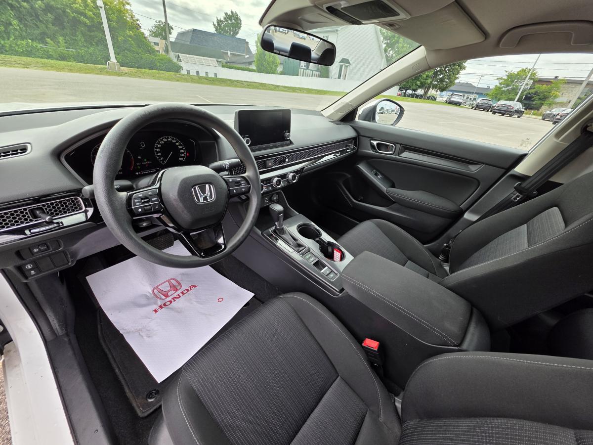 2026 Ford Explorer - Image 10