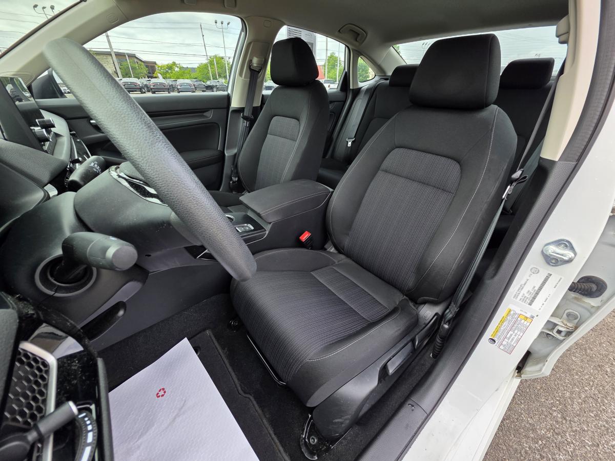 2026 Ford Explorer - Image 22