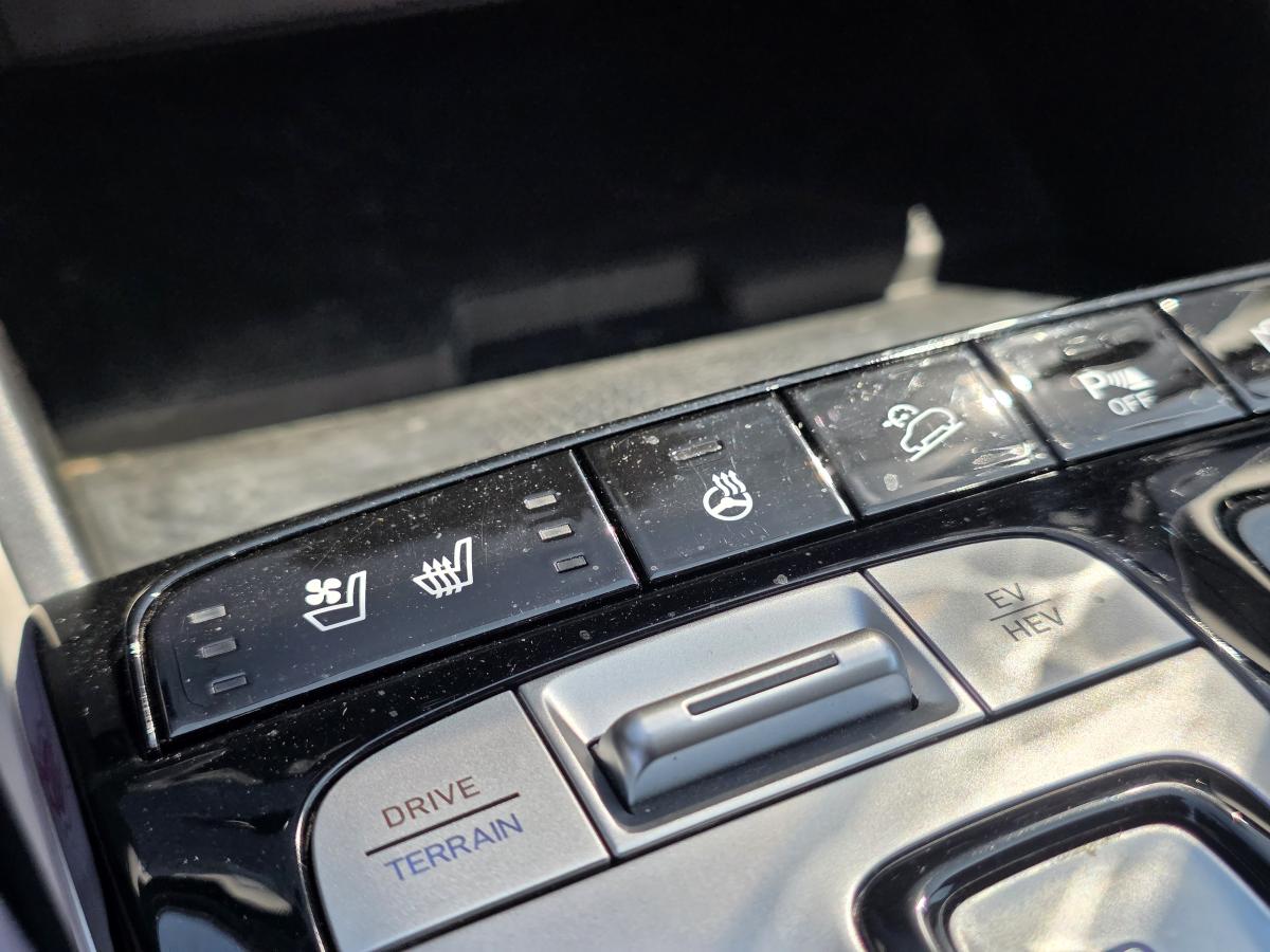 2026 Ford Mustang Mach-E - Image 20