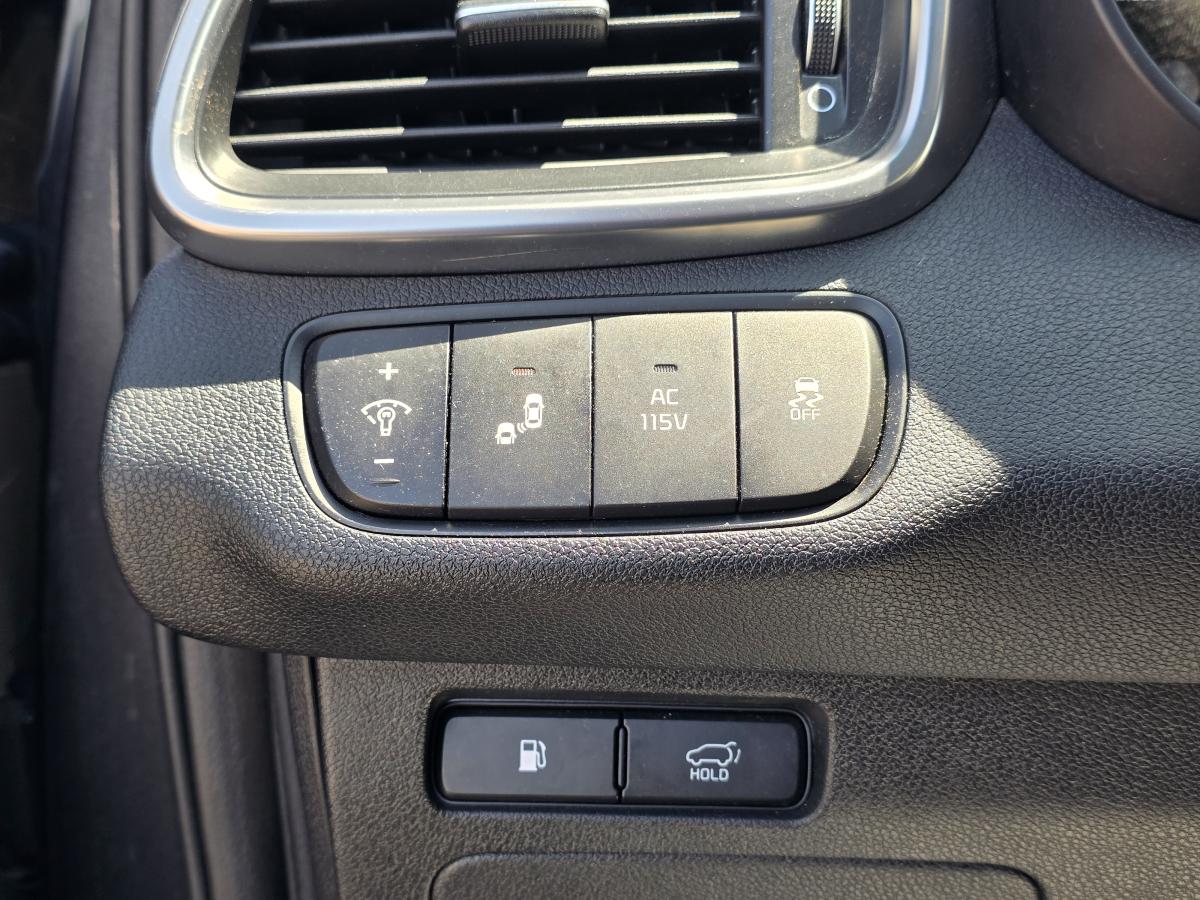 2020 Volvo XC60 - Image 21