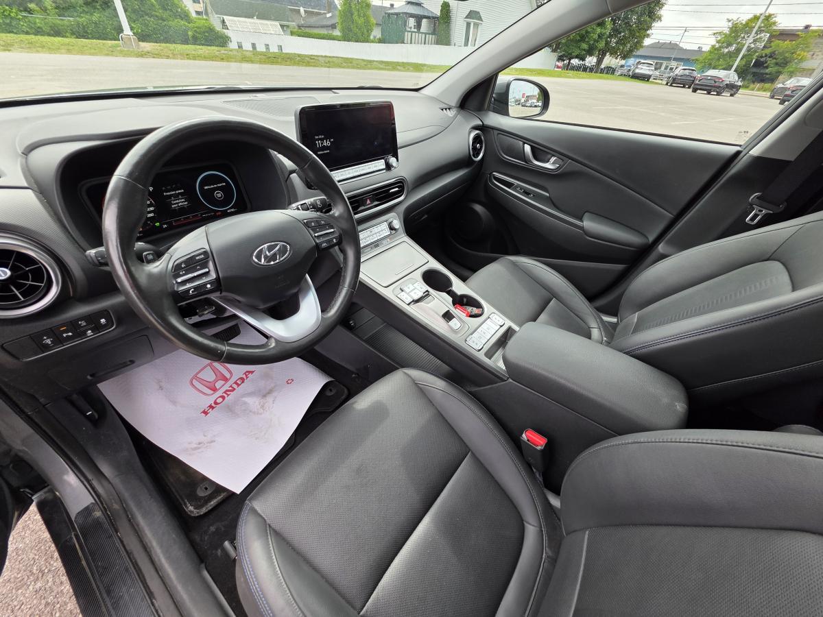 2022 Lincoln Navigator - Image 10