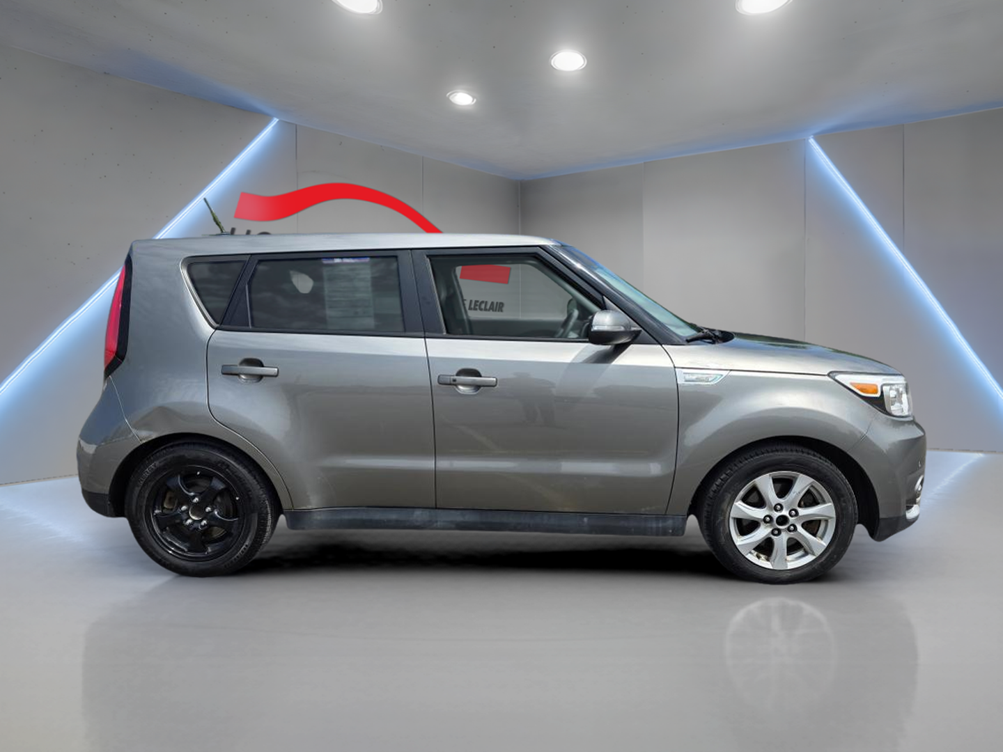 2022 Ford F-150 - Image 8