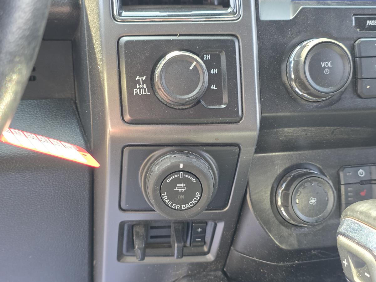 2025 Cadillac CT5 - Image 19