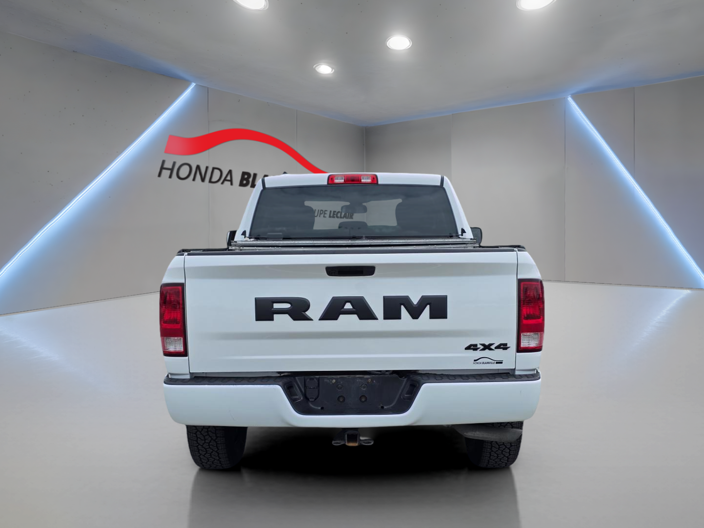 2022 Ford Mustang Mach-E - Image 6