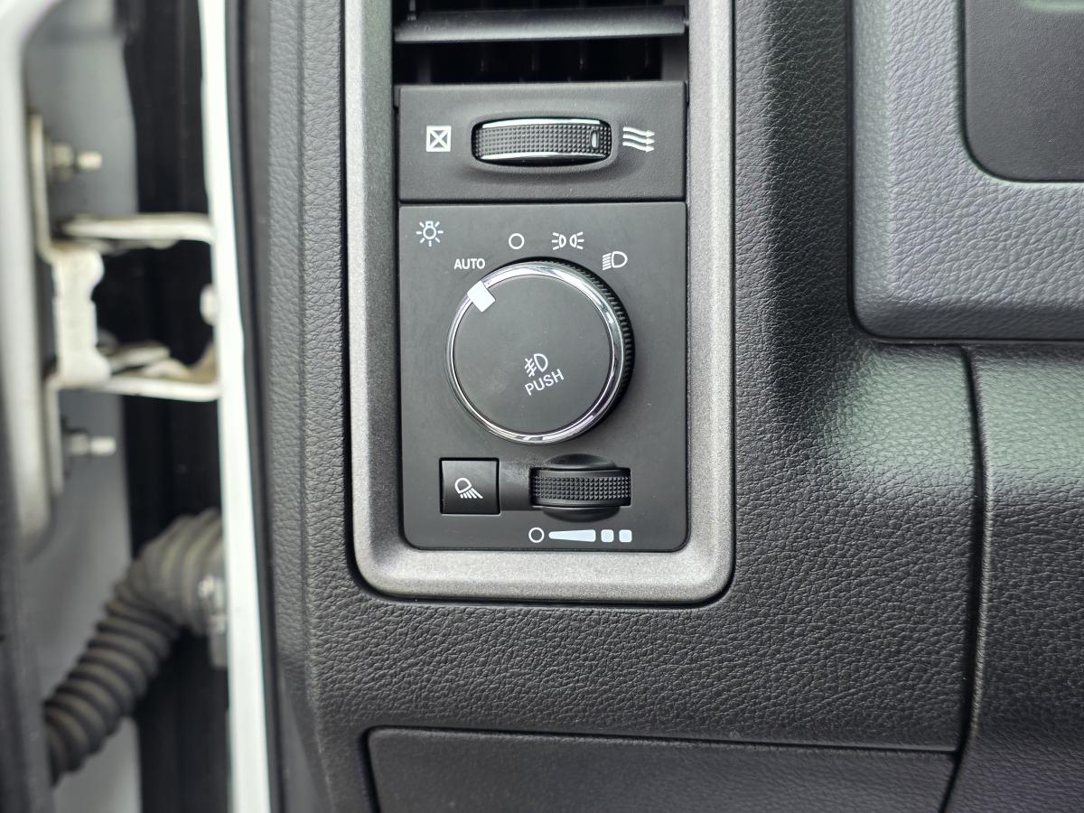 2022 Ford Mustang Mach-E - Image 21