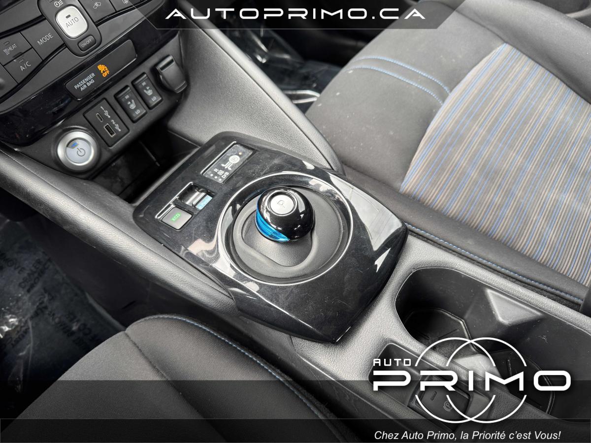 2022 Kia Sorento - Image 30