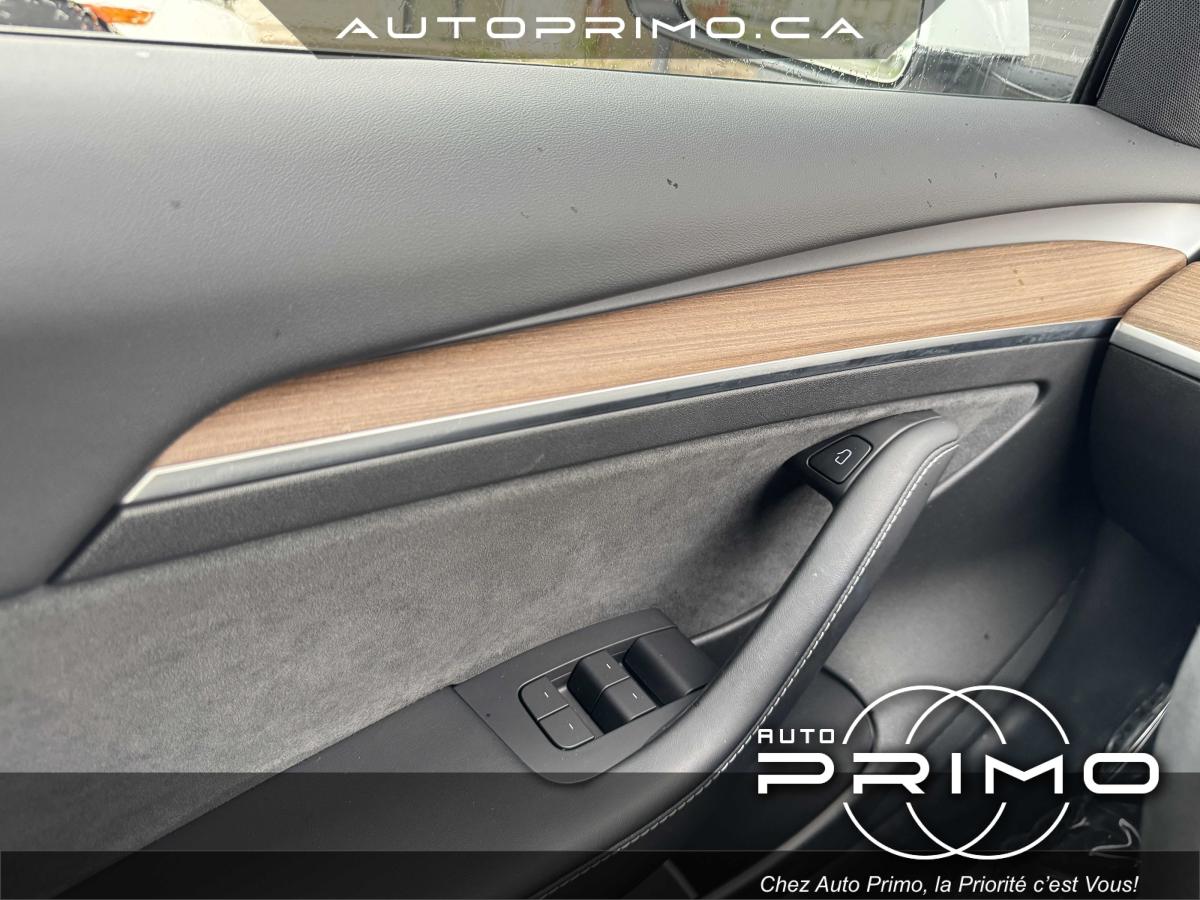 2016 Acura TLX - Image 13