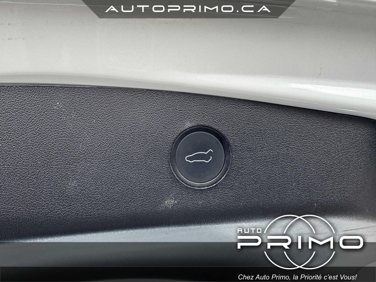 2016 Acura TLX - Image 19