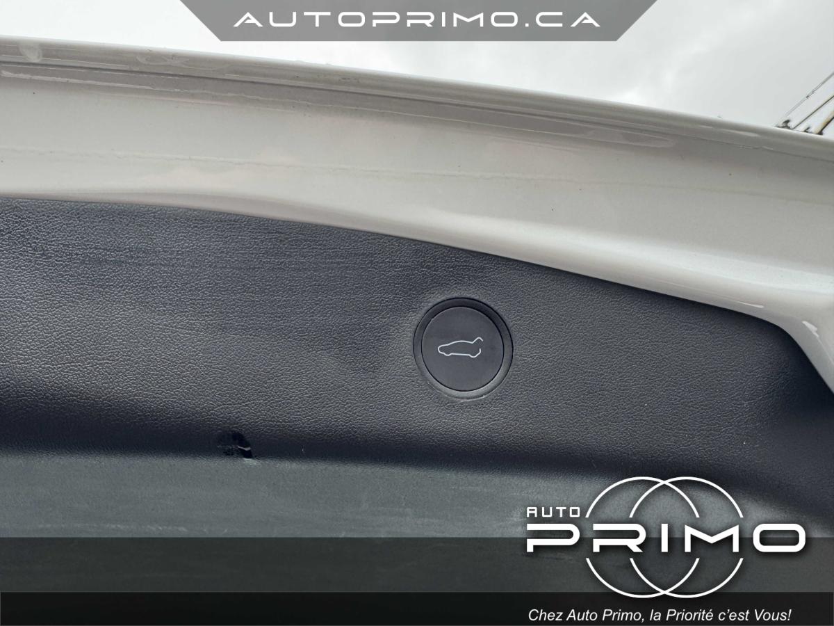 2023 Hyundai Venue - Image 17