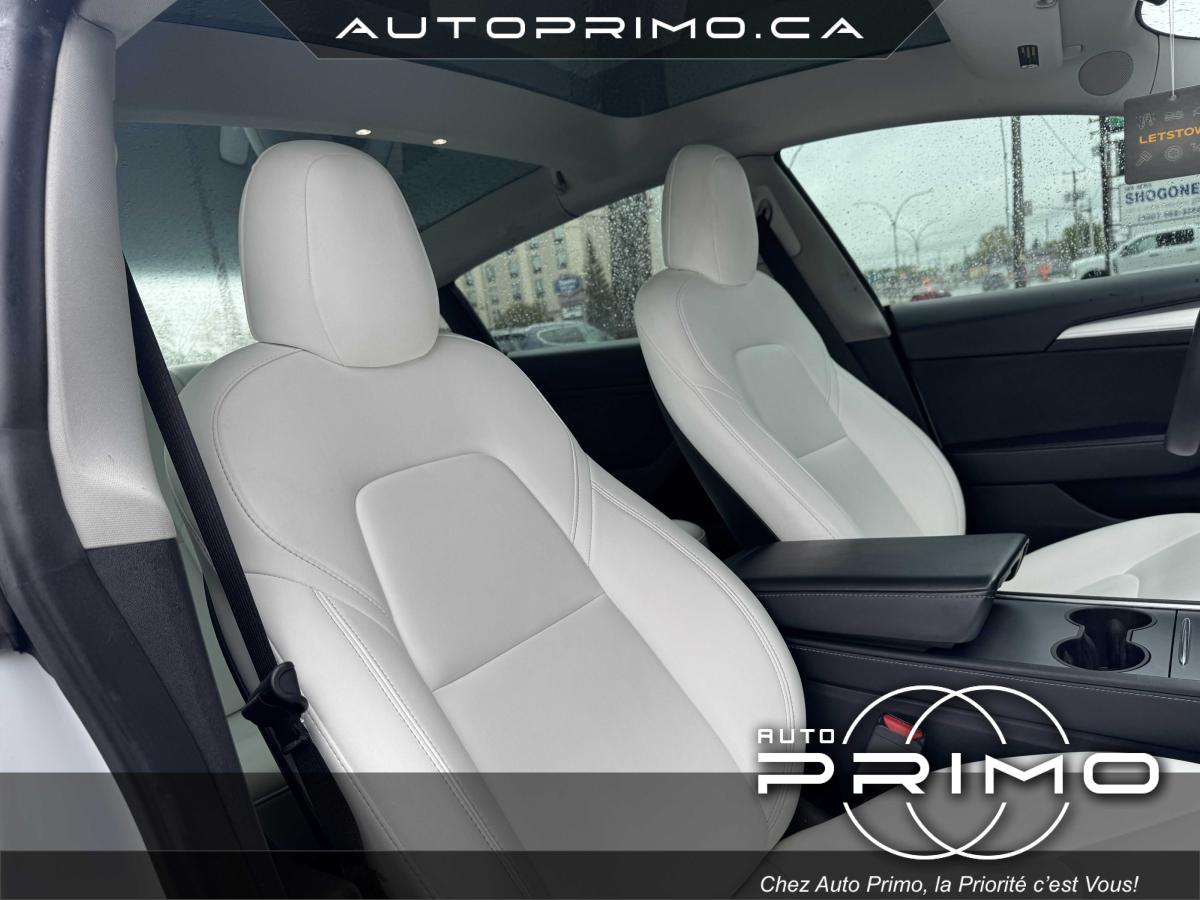 2023 Hyundai Venue - Image 20