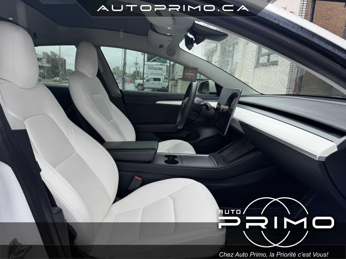 2023 Hyundai Venue - Image 21
