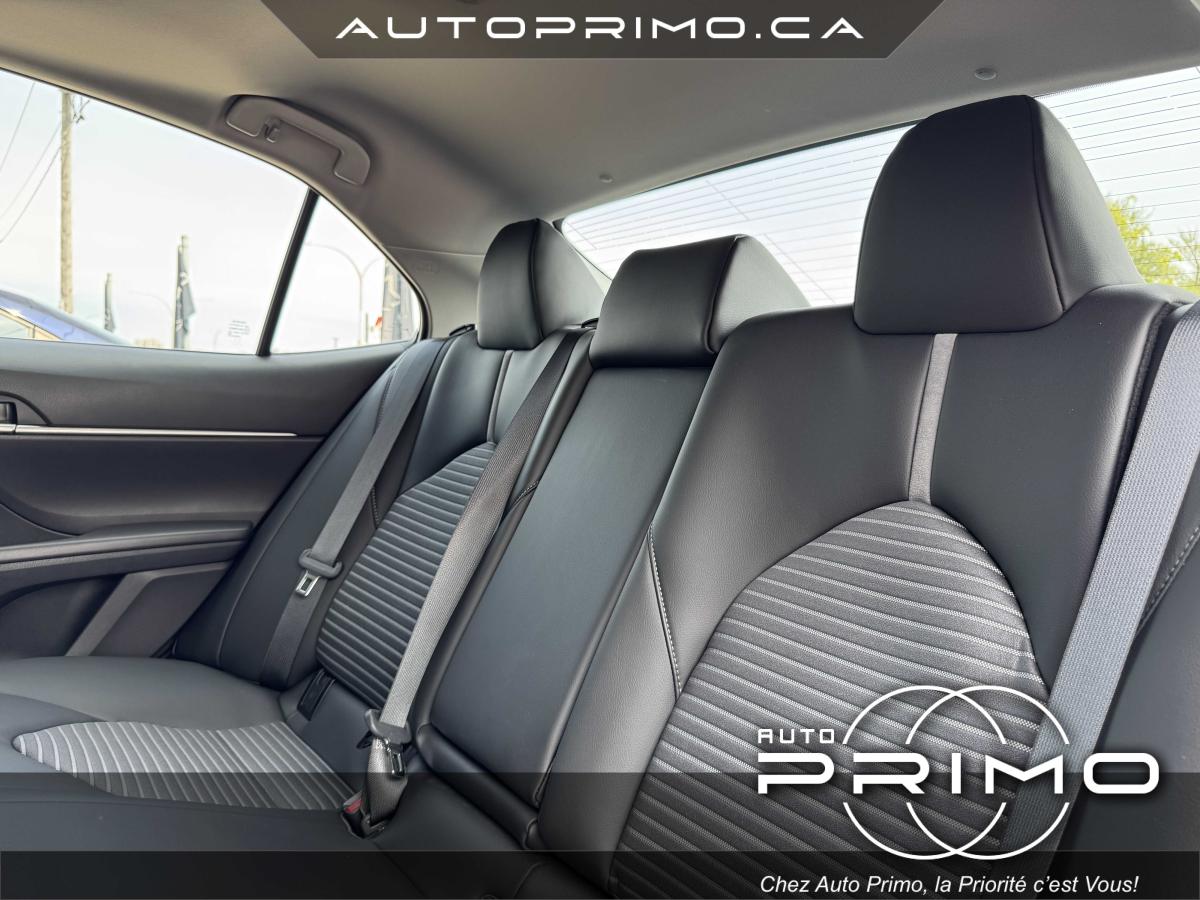 2023 Ford Explorer - Image 15