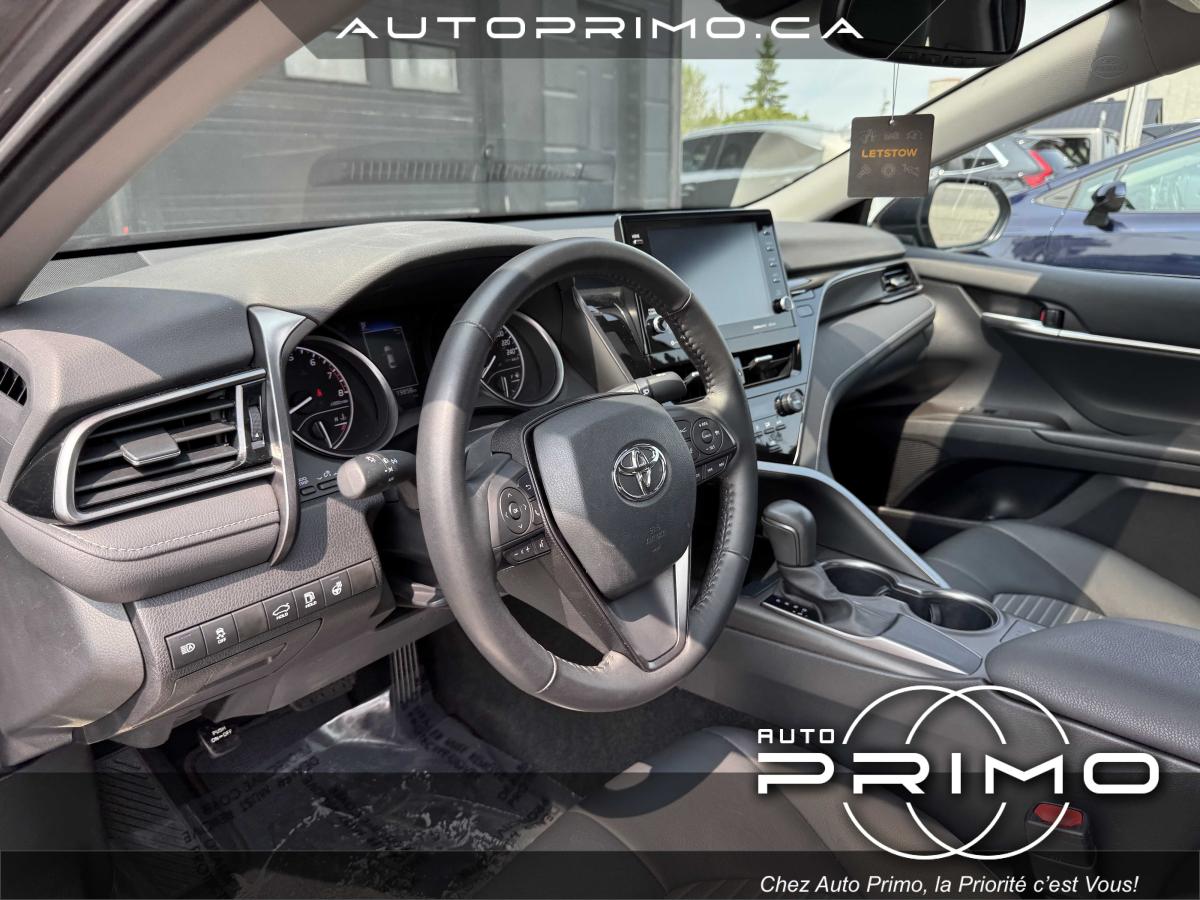 2023 Ford Explorer - Image 22