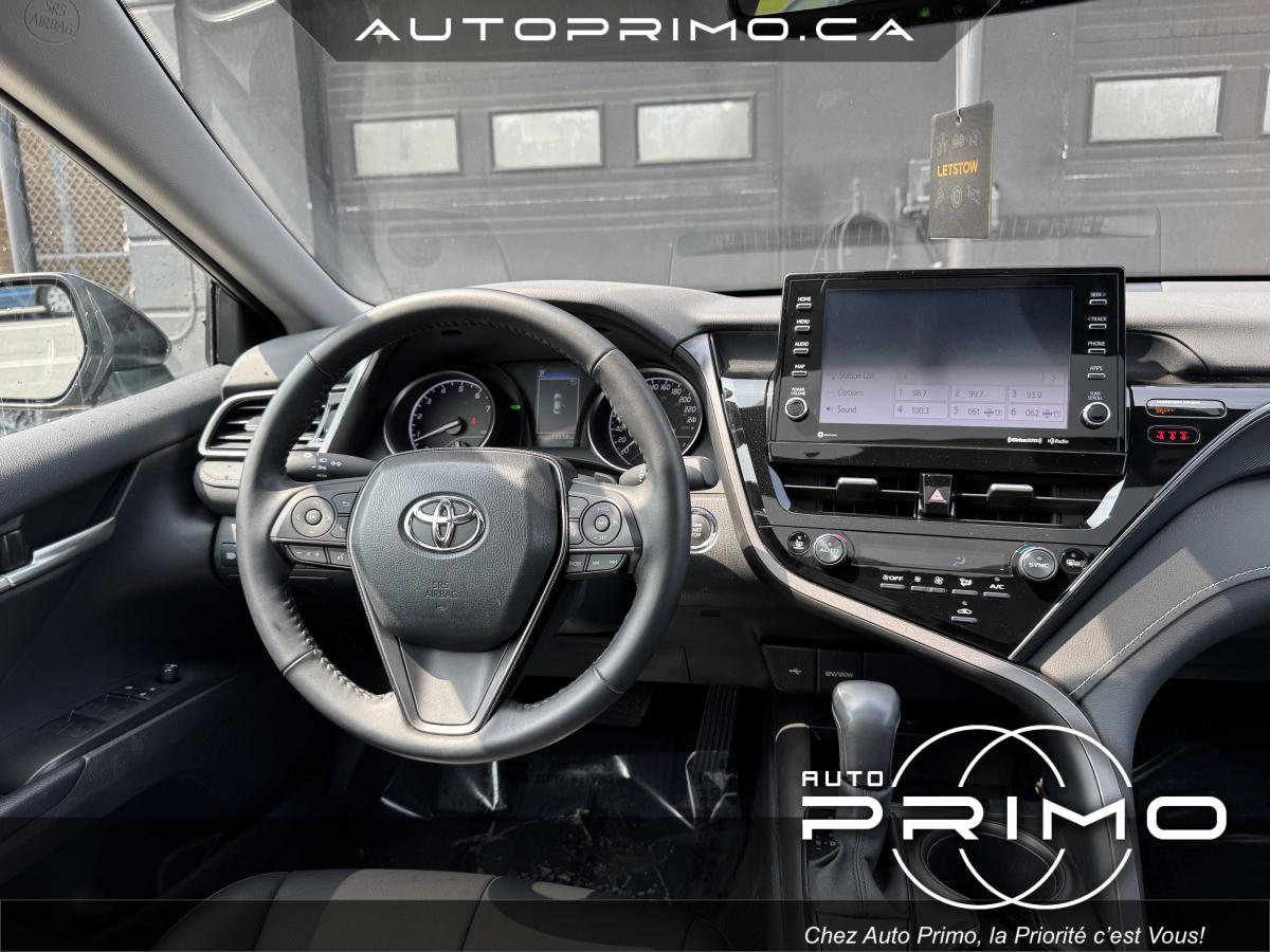 2023 Ford Explorer - Image 24