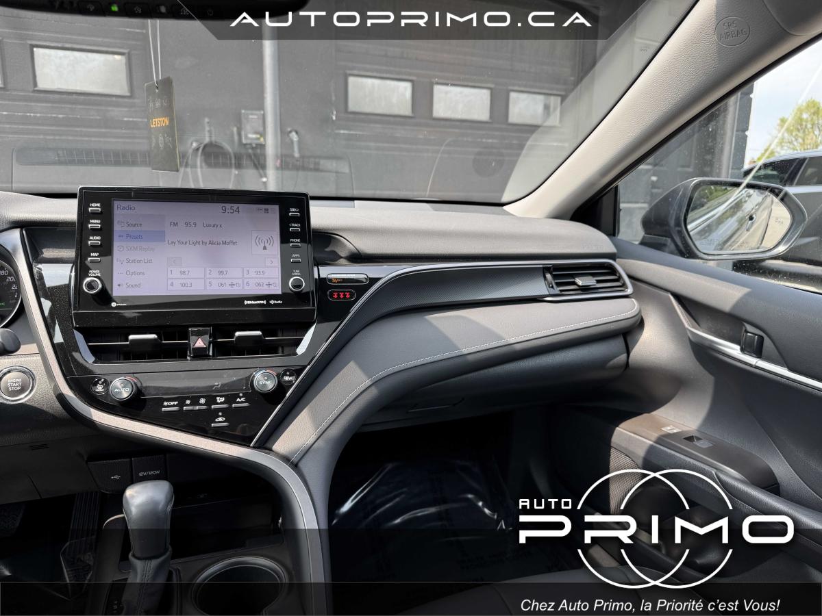 2023 Ford Explorer - Image 26