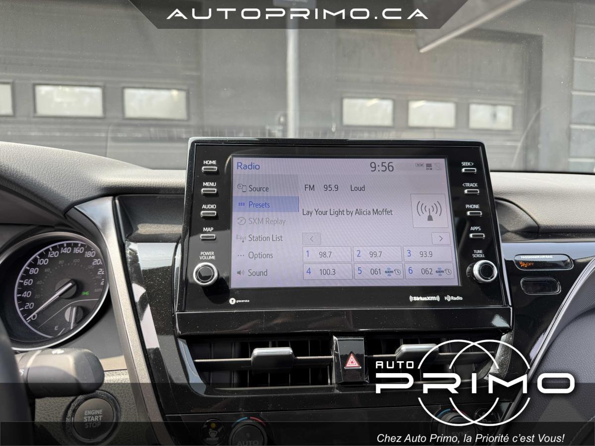 2023 Ford Explorer - Image 33