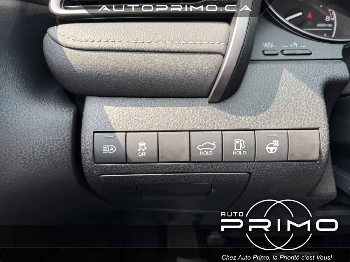 2023 Ford Explorer - Image 37