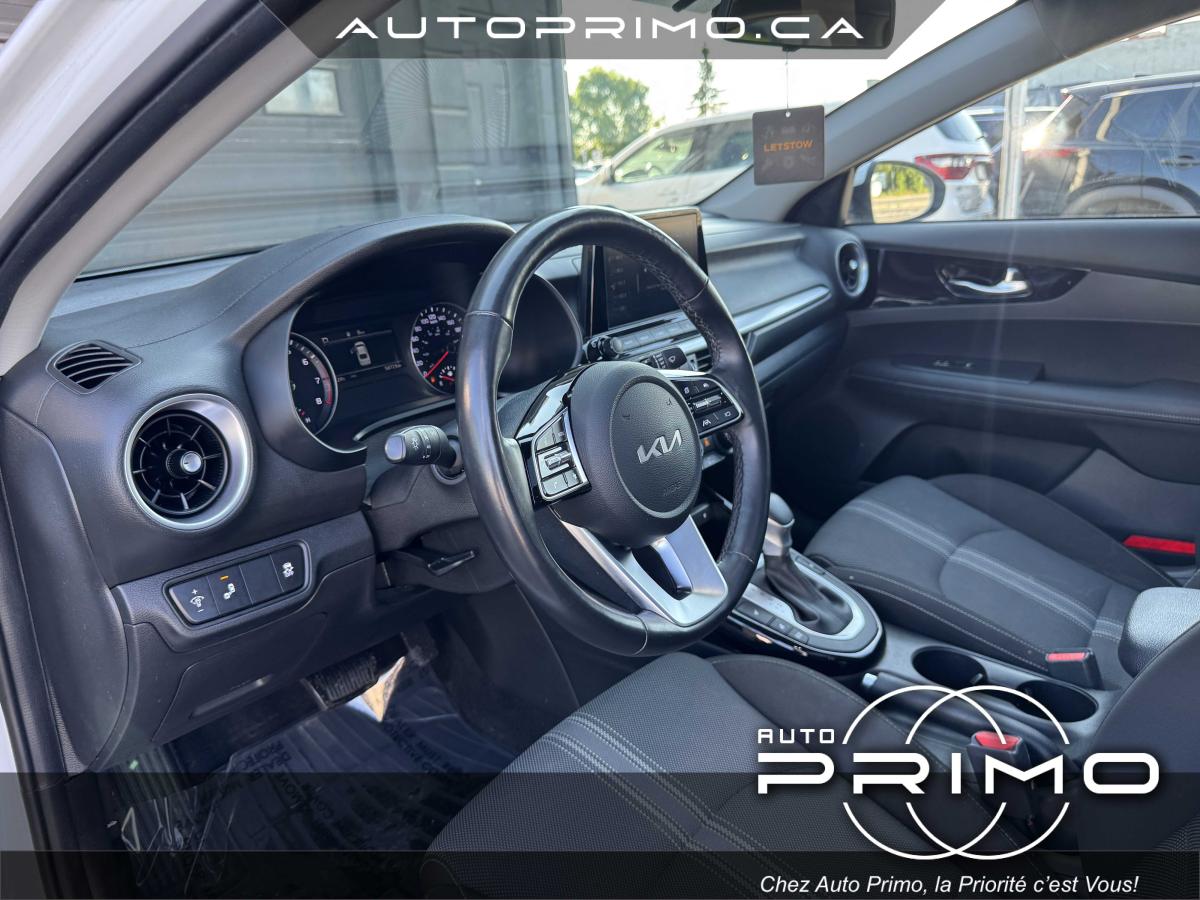 2023 Chevrolet Malibu - Image 17