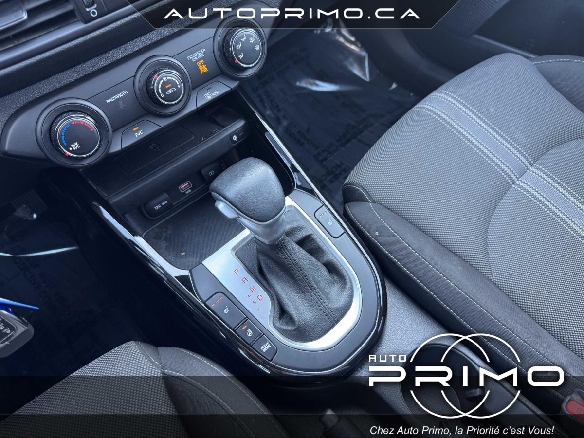 2023 Chevrolet Malibu - Image 30