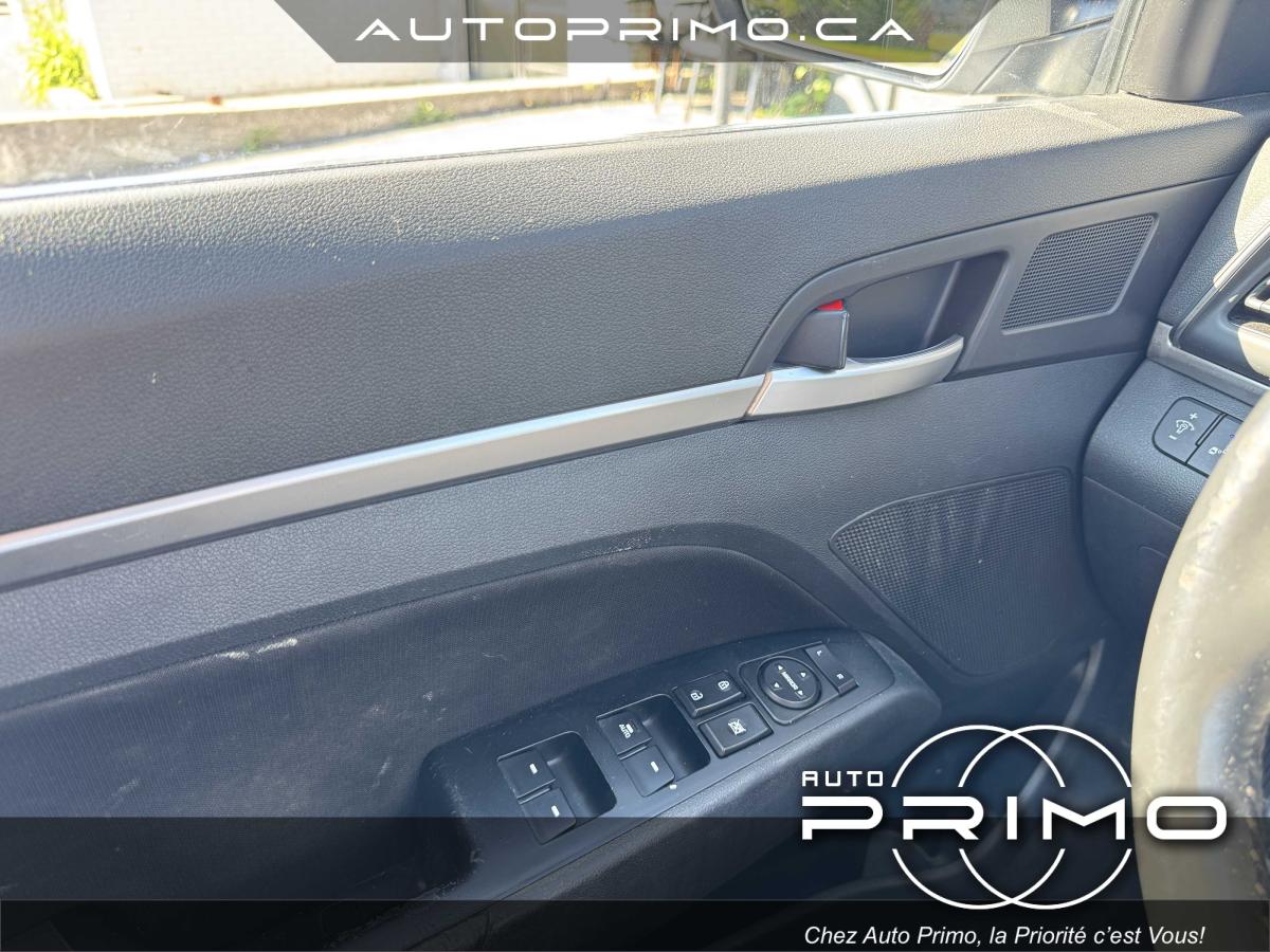 2018 Ford EcoSport - Image 11