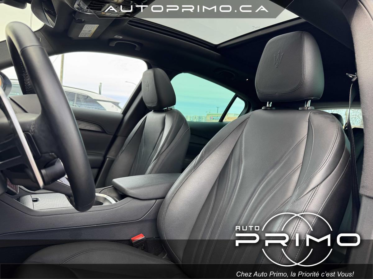 2022 Ford Explorer - Image 10