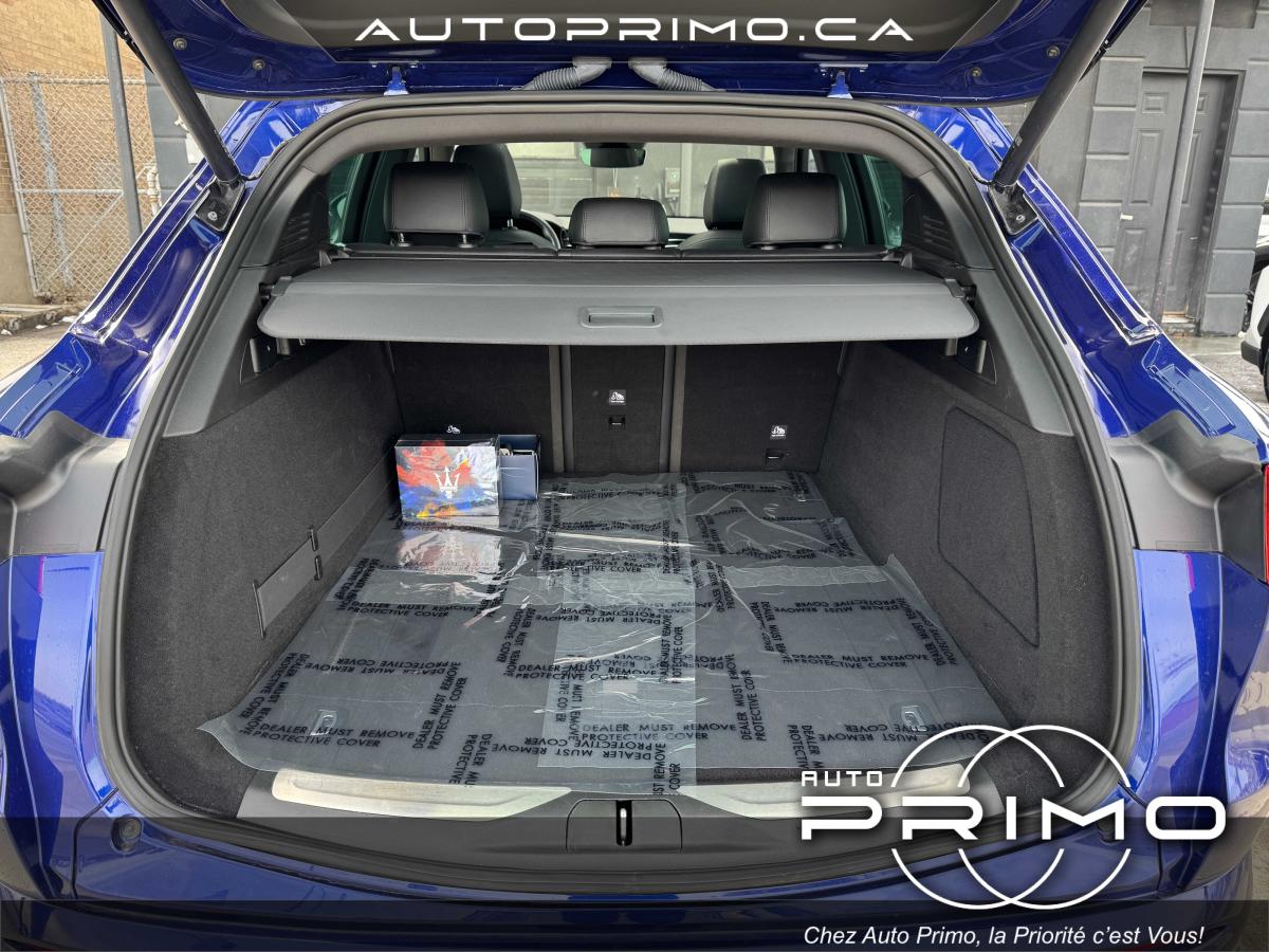 2022 Ford Explorer - Image 15