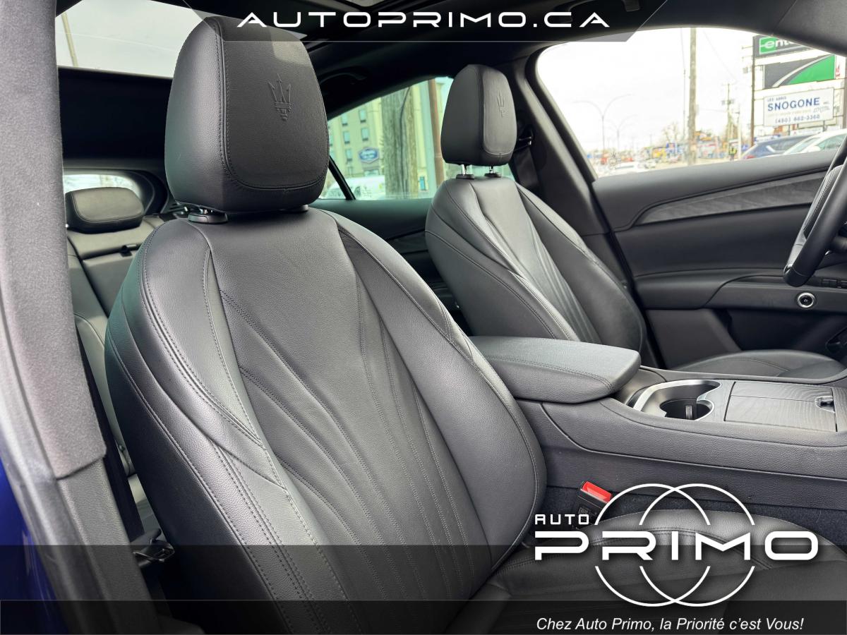 2022 Ford Explorer - Image 19