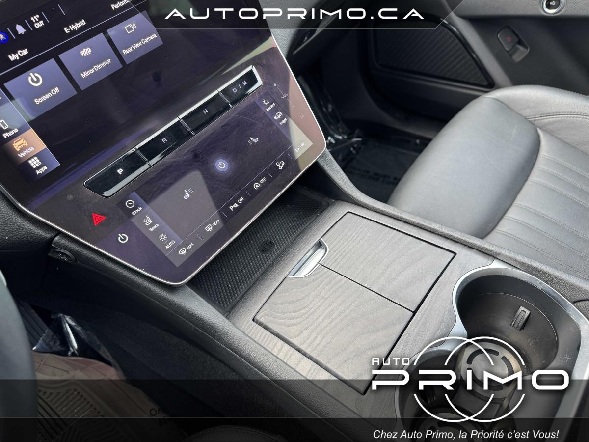 2022 Ford Explorer - Image 43
