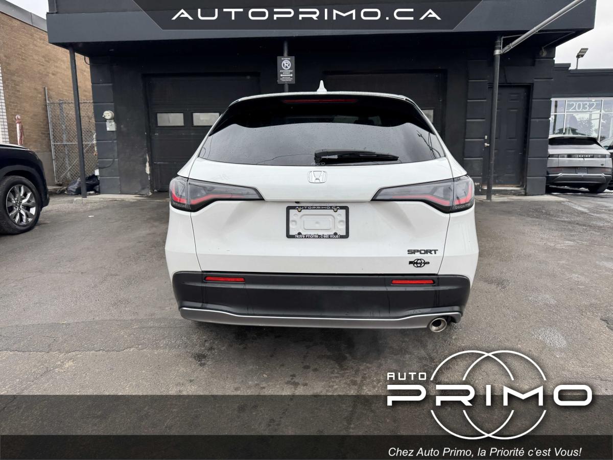 2021 Hyundai Venue - Image 6