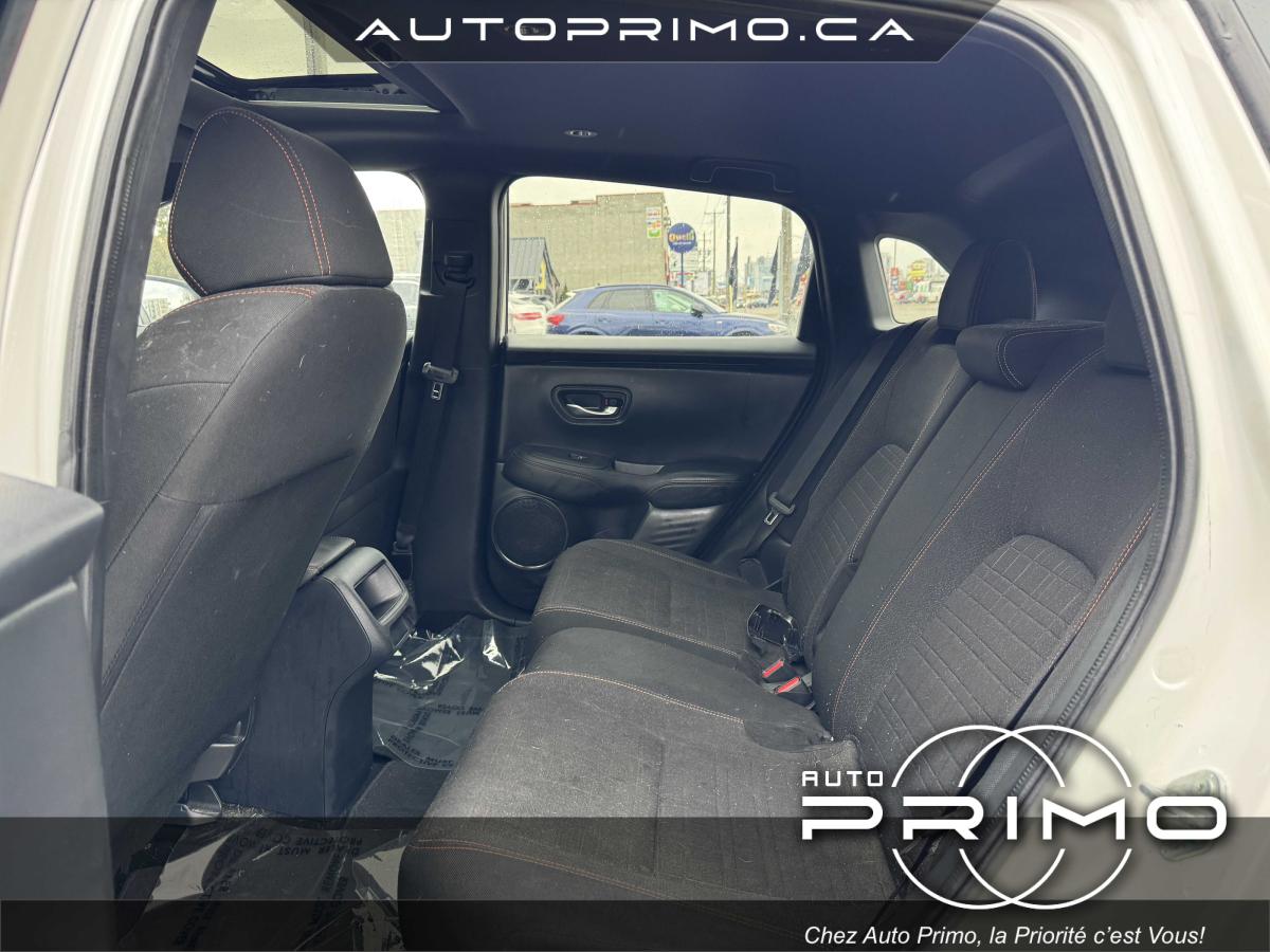 2021 Hyundai Venue - Image 11
