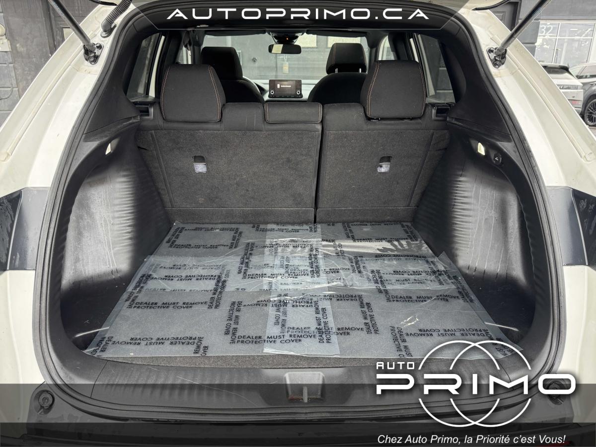 2021 Hyundai Venue - Image 12