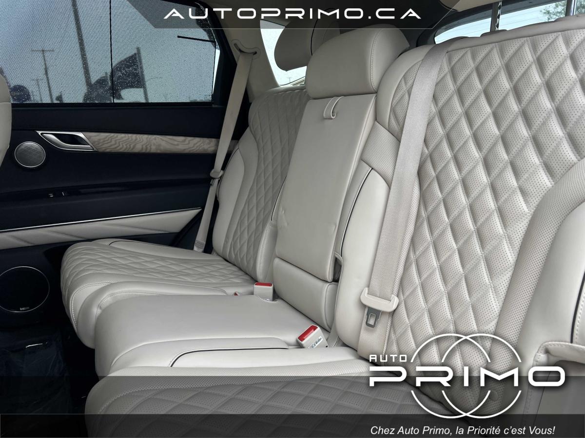 2025 Volvo XC90 Plug-In Hybrid - Image 15