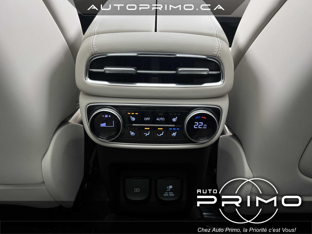 2025 Volvo XC90 Plug-In Hybrid - Image 21