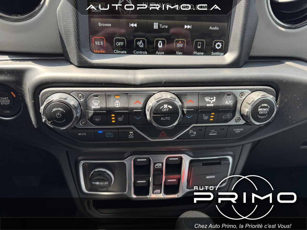 2024 Volvo XC90 - Image 34