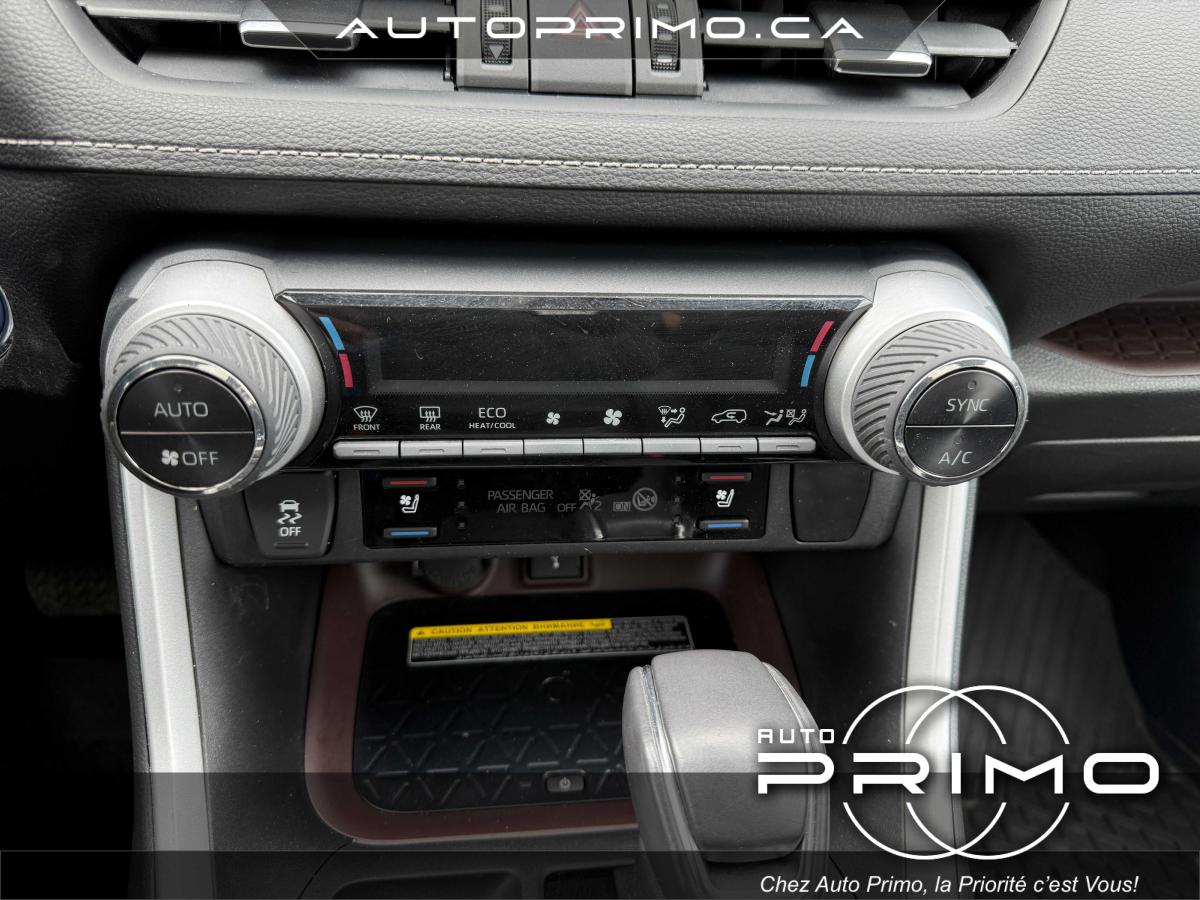 2021 Ford Explorer - Image 30