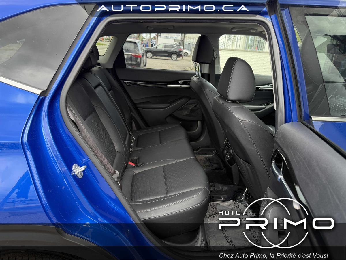 2024 Mazda CX-50 - Image 16