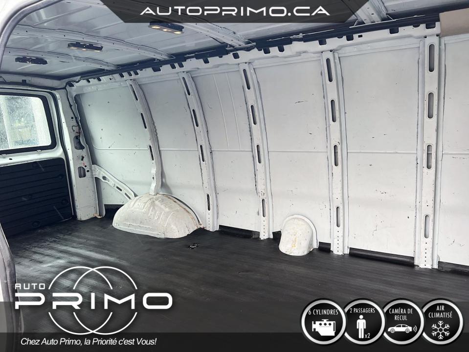2023 Kia Seltos - Image 12