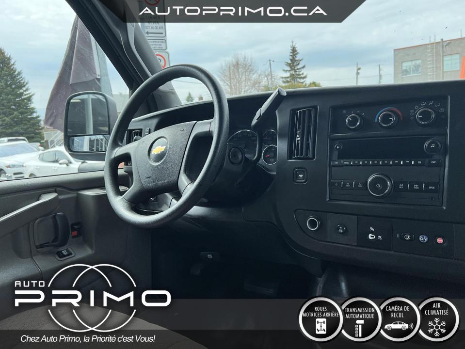 2025 Kia Sportage - Image 18