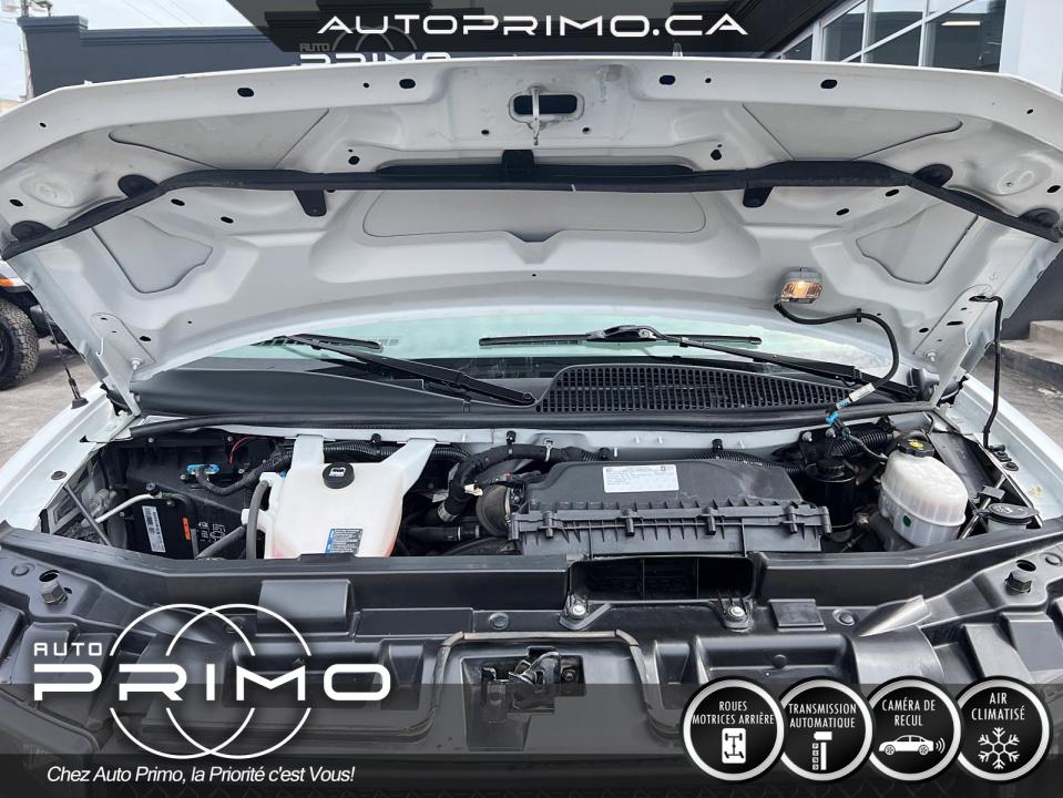 2025 Kia Sportage - Image 27